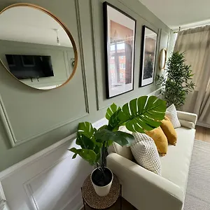 Grace House - 15 Minutes To London Apartment Thamesmead (Greater London)